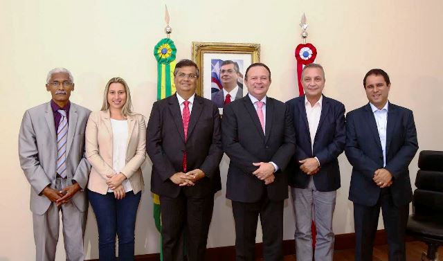  Luis Fernando Silva (PSDB), participou de um encontro dos gestores eleitos da Grande São Luís 